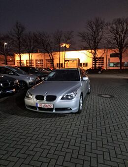 Verkaufe meinen silbernen 530 d BMW Kombi - Niederzier