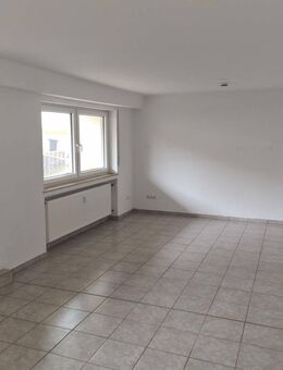 Erdgeschoss- Wohnung + EBK in Sinntal-Weiperz - Sinntal