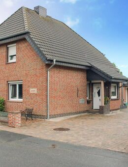 ***Saniertes 3-Familienhaus in guter Lage an Kapitalanleger zu verkaufen!*** - Bremerhaven