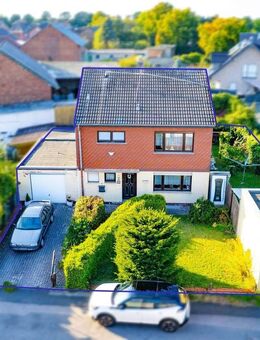Freistehendes Einfamilienhaus in Alsdorf-Hoengen - gut aufgeteilt, hell und mit Potenzial - Alsdorf (Nordrhein-Westfalen)