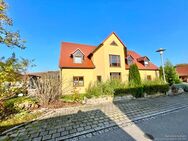 neuwertiges Traumhaus mit Aussicht und viiiiiel Platz! - Büchenbach