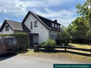 Gepflegtes Einfamilienhaus mit Doppelgarage und schönem Garten - Bad Oeynhausen