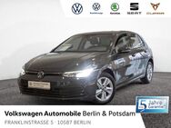 VW Golf, 1.0 TSI VIII Life APP, Jahr 2024 - Berlin