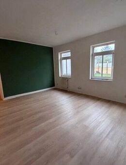 Schwerin-WERDERVORSTADT - 2 - Zimmer - EG - Wohnung im Hinterhaus - Schwerin