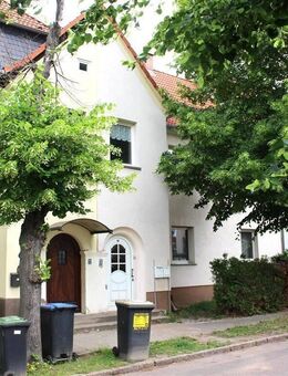 Reihenmittelhaus, 2 WE, als EFH geeignet, in ruhiger Nebenstraße... - Borna