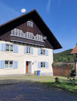 Die Idylle auf dem Land: 4-5 Zi Wohnung ( Tierhaltung möglich ) - Buchenberg
