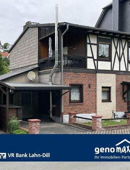 Breitscheid-Erdbach: Doppelhaushälfte mit wunderschönem Garten - Breitscheid (Hessen)