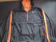 Nike Windbreaker Überziehjacke Gr. S/M Neu Sport, Fußball - Emsbüren