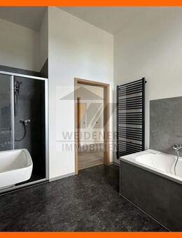 Erstbezug! 3 Raum-Whg. in der Innenstadt von Gera, Bad mit Wanne und Dusche - Gera