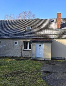 Freistehendes Einfamilienhaus mit großem Grundstück, 2 Garagen und massivem Nebengelass - Elbe-Parey
