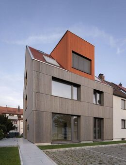 Geschmackvolle 3-Zi-Neubau-Wohnung mit geh. Innenausstattung in Friedrichshafen - Friedrichshafen