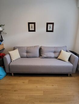 Sehr bequeme Schlafcouch mit Stauraum, 1 Jahr alt! - Köln