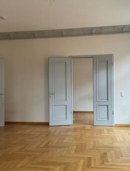 Eintreten! Staunen! Mieten! Hier will man wohnen. - Leipzig