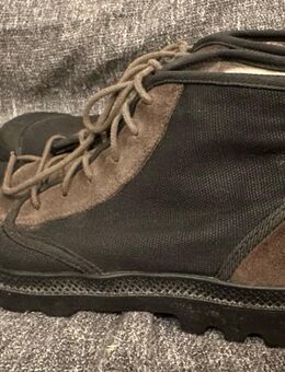 Stussy Deluxe X Palladium Pampa Mid Sneaker Black Gr 46 Rarität - Köln