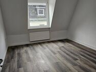 Gemütliche 3-Zimmer-Dachgeschosswohnung in Wuppertal - Wuppertal