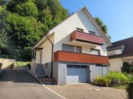 +++ AVERNET - RENOVIERUNGSBEDÜRFTIGES EINFAMILIENHAUS IN DEGERFELDEN +++ - Rheinfelden (Baden)