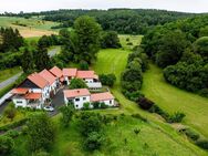 2 Häuser für 2 Familien - Herrlich gepflegtes Landhausensemble in Alleinlage- Bad Camberg / Limburg - Villmar (Marktflecken)