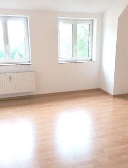 !! Dachgeschoss auf dem Kaßberg, 2-Raum-Wohnung in ruhiger Nebenstraße !! - Chemnitz