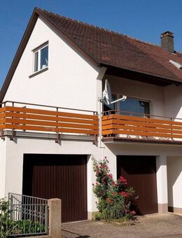 Vielseitig nutzbare Doppelhaushälfte mit 2 Wohneinheiten und schönem Gartengrundstück, Schöllbronn - Ettlingen