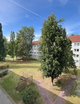 Zur Sonne..... zur Freiheit...helle, moderne 2-Zimmer-Wohnung, sofort einzugsfertig - Zwickau