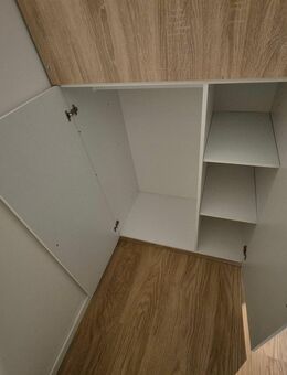 Hochbett mit Schreibtisch und Schrank – sehr gut erhalten – Selbstabholung - Berlin Marzahn-Hellersdorf