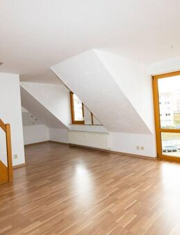 Gemütliche 4-Raum-Wohnung im Dachgeschoss im schönen Wohngebiet von Annaberg! - Annaberg-Buchholz