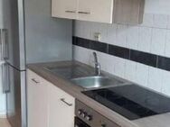3 Zimmerwohnung mit großer Terrasse, Wanne+Dusche, EBK - Erfurt