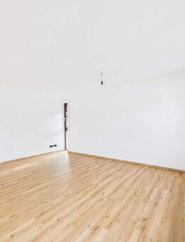 Erstbezug nach Modernisierung - stilvolle Drei-Zimmer-Wohnung in Regensburg-Kumpfmühl! - Regensburg