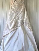 Brautkleid von Agnes,Gr.L,champagnerfarbend mit Schleppe in 30655