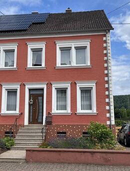 Zeitlos schön: Charmanter Altbau trifft moderne Technik - Nalbach