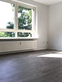 Schnuckelige 3-Zimmer-Wohnung mit Balkon! Erstbezug nach Modernisierung! - Essen