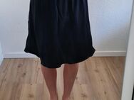 Schwarzes Kleid - Bad Kreuznach