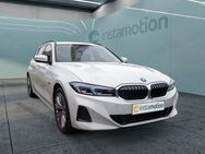 BMW 330, , Jahr 2022 - München