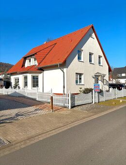 Vielseitiges Wohnhaus - ZFH o. EFH m. Einlieger/-Ferienwg., Büros - Toplage von Sassnitz auf Rügen - Sassnitz