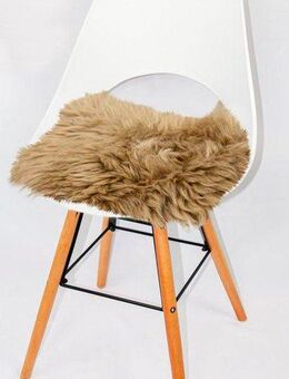 Heitmann Felle Stuhlkissen Lamm, Sitzauflage eckig, 44x44 cm, echtes Lammfell, waschbar, auch als 2er oder 4er Set