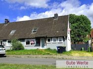 Familienfreundliche Doppelhaushälfte mit großem Garten! Innen bereits komplett modernisiert! - Neumünster