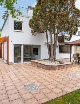 Aigner - Seltene Gelegenheit: Reiheneckhaus mit modernem Anbau & grossem Garten in Taufkirchen - Taufkirchen (Landkreis München)