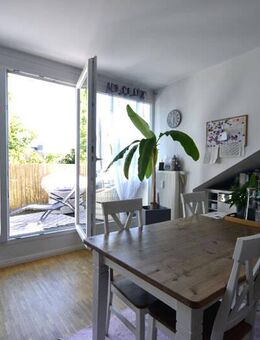 2-Zimmer Dachgeschoss Wohnung mit Terrrasse und traumhaften Blick - Hamburg