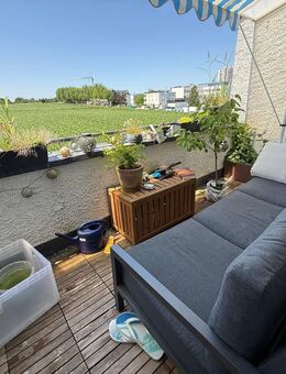 Tolle, helle 3-Zi.-Wohnung mit EBK in fantastischer Aussichtslage in Schmiden * opt. 1-3 TG-Stpl. - Fellbach