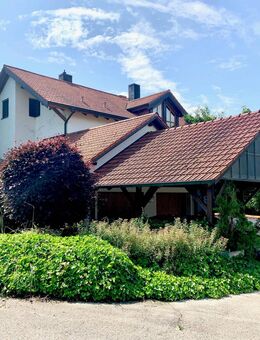 Exklusives Einfamilienhaus in sehr guter Lage von Egglkofen - Egglkofen