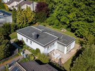 Wohnkomfort auf ganzer Linie: Großzügiger Bungalow mit Gartenidylle in Niederwenigern - Hattingen