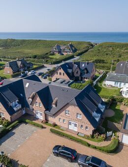 Mittelhausteil (Dauerwohnen) auf einem schönen Grundstück in strandnaher Lage von Westerland - Sylt