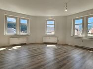 Wohnen mit Weitblick... 4-Zimmer im Dachgeschoss - Aue