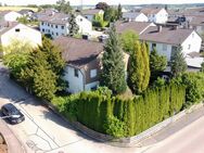 Sofort Verfügbar! Großzügige DHH mit großem Grundstück in ruhiger Siedlungslage - Schwindegg