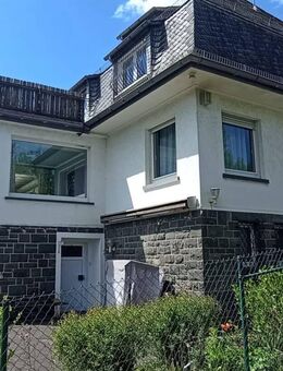 Einfamilienhaus mit großem Garten /Mischgebiet - Bergneustadt