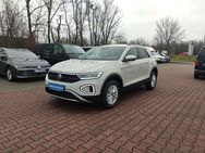 VW T-Roc, 1.5 TSI Life 150Ps, Jahr 2022 - Leipzig