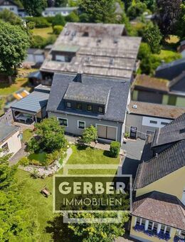 2 Häuser, Wohnhaus und Einnahmen durch Mietshaus - Bad Steben