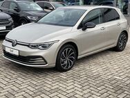 VW Golf VIII Life 1.5 eTSI DSG AHK Navi AppConnect - Wesel