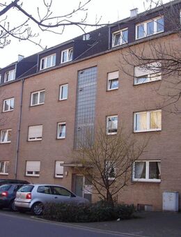 Top sanierte 3- Zimmer Dachgeschosswohnung zu vermieten - Krefeld
