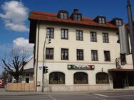 Zentrumslage und Bahnhofsnähe: Top-Wohnung in der Ludwigstraße mit Fernblick - Traunstein